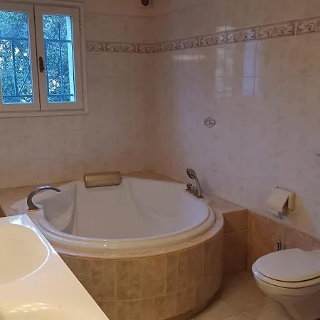 Villa- Saint-raphael Holiday home *