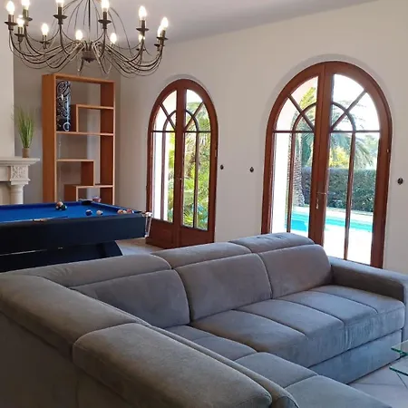 Villa- Saint-raphael Holiday home *
